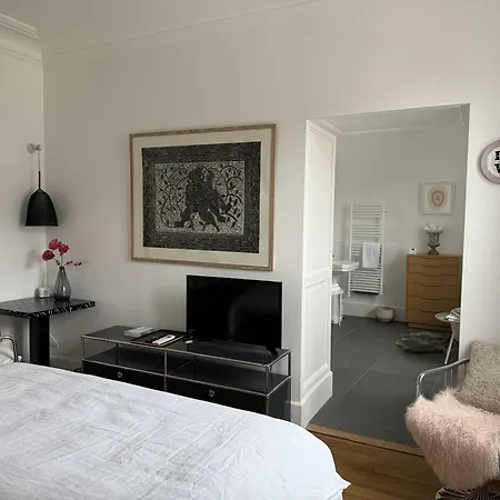 La Cour De Guest house