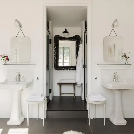 Guest house La Cour De 3*