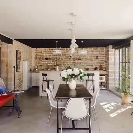 Guest house La Cour De