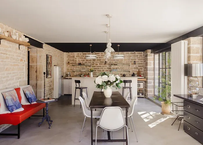 Affittacamere La Cour De