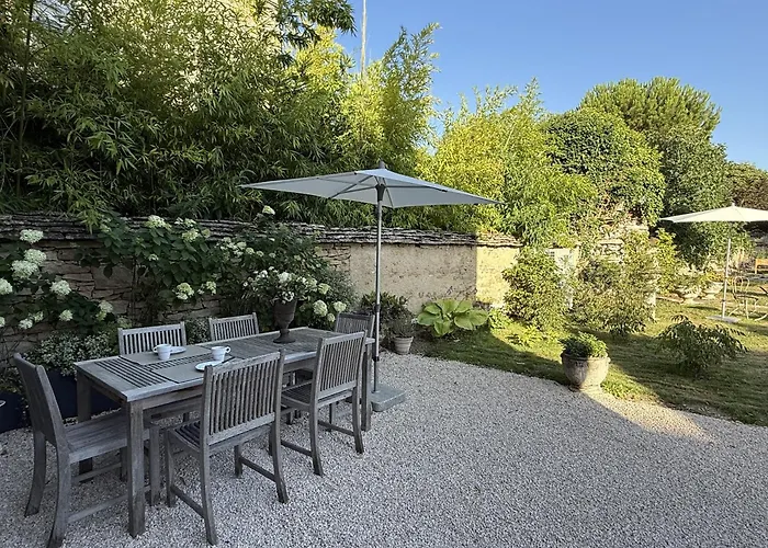 La Cour De Guest house 3*